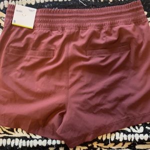 NWT old navy sz small active go dry shorts